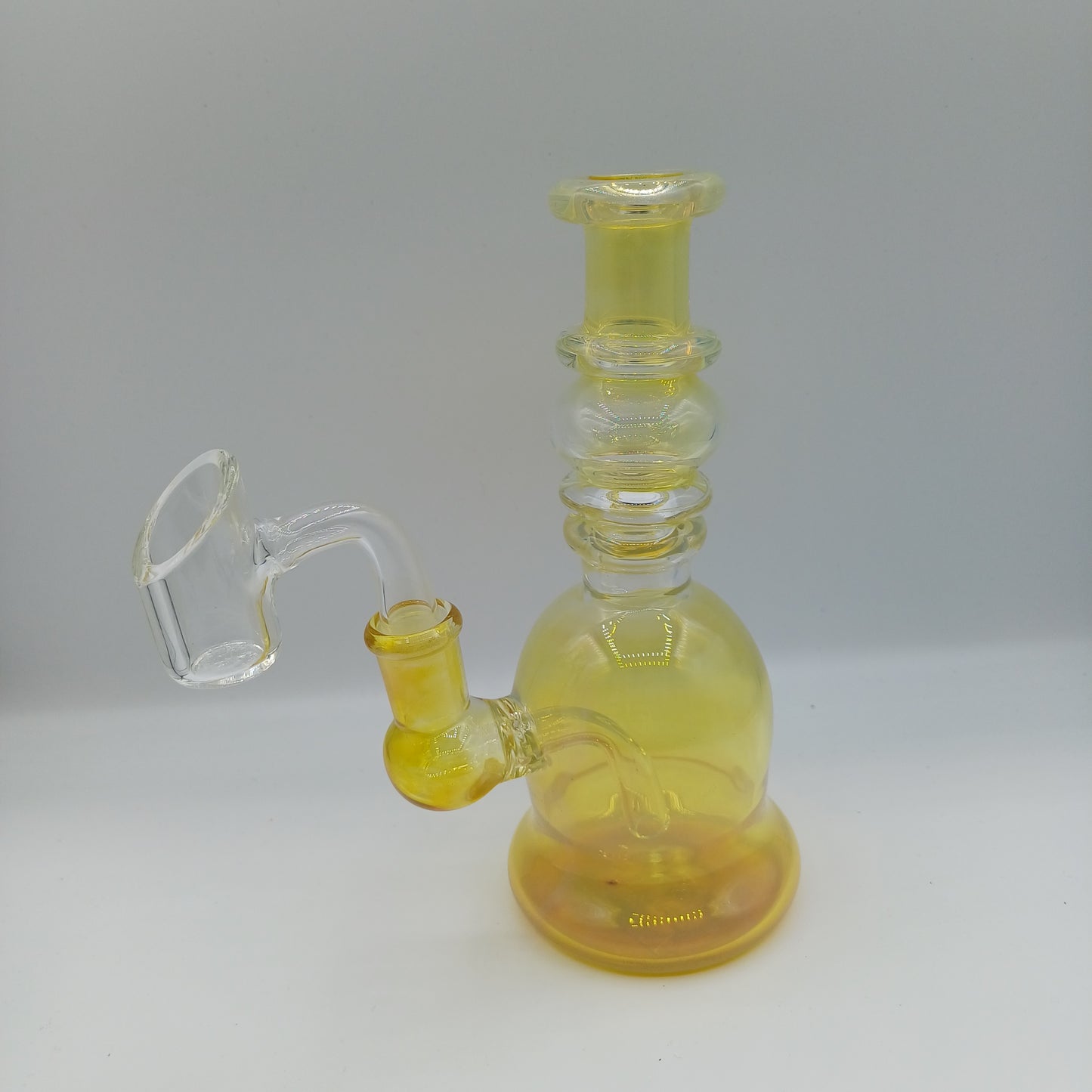 Golden Bell Dab Rig – Elegant and Portable